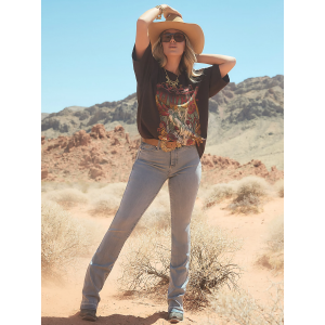 Wrangler - Lainey Wilson Call A Cowboy Oversized T-shirt Wrangler - Lainey Wilson Call A Cowboy Oversized T-shirt