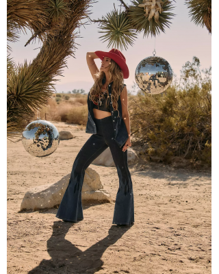 Wrangler - Lainey Wilson Flame Pull On Flare Jeans