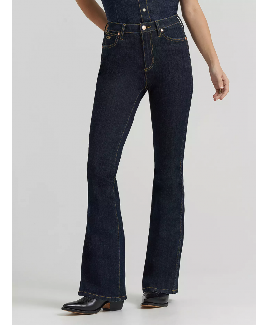 Wrangler - Lainey Wilson Flare Jeans Wrangler - Lainey Wilson Flare Jeans