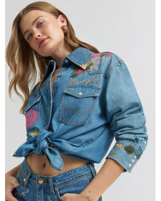 Wrangler - Lainey Wilson Embroidered Flower Shirt