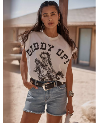 Wrangler - Lainey Wilson Giddy Up T-Shirt