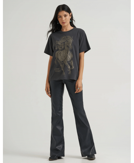 Wrangler - Lainey Wilson Golden Tex Tee